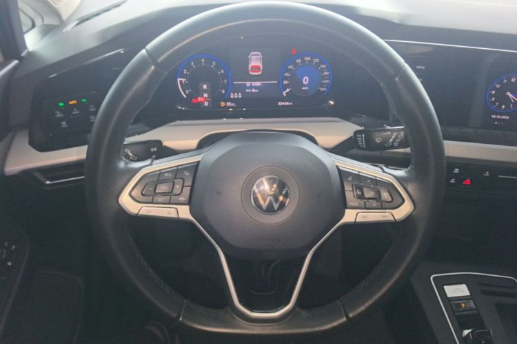 Volkswagen Golf 2022 imagem de carro #11
