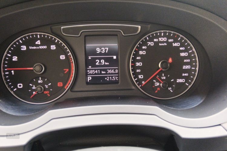 Audi Q3 2016 immagine di auto #14
