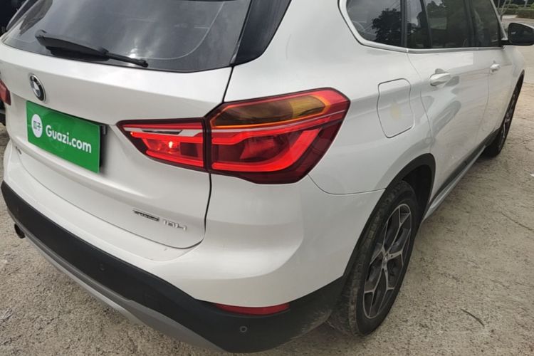 BMW X1 2019 #8 BMW X1 2019 car image #8