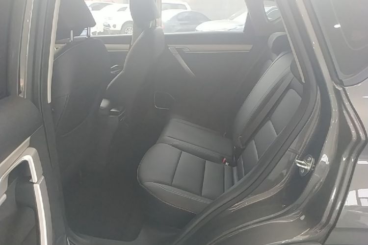 GEELY Coolray 2024 car image #17
