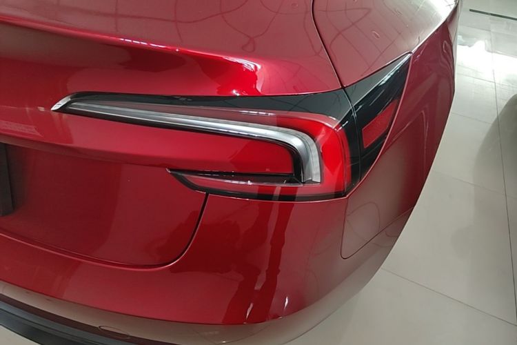 Tesla Model 3 2024 #8 Tesla Model 3 2024 car image #8