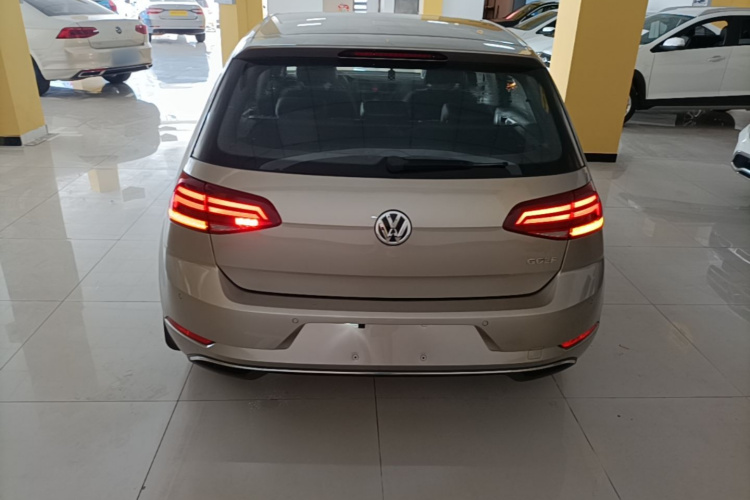 Volkswagen Golf 2018 #4 Volkswagen Golf 2018 car image #4