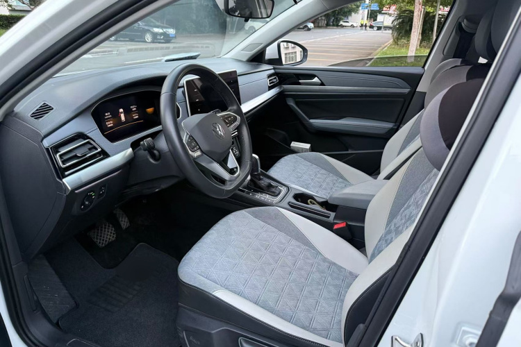 Volkswagen Lavida 2023 car image #15