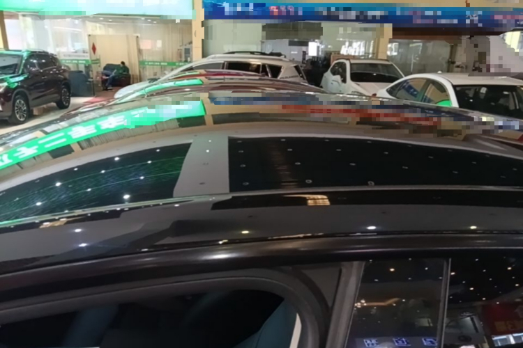 Tesla Model Y 2023 car image #25