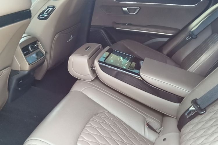 BYD Han 2021 car image #17