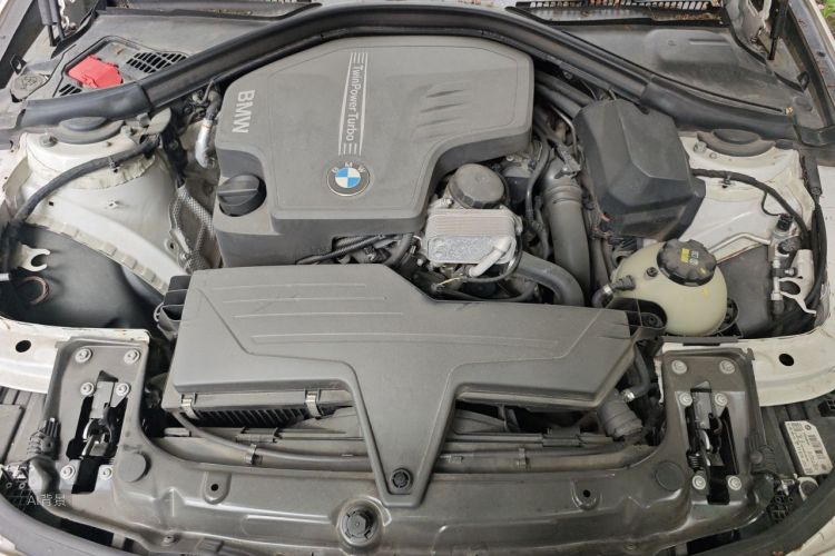 BMW 3 Series 2015 car image #22