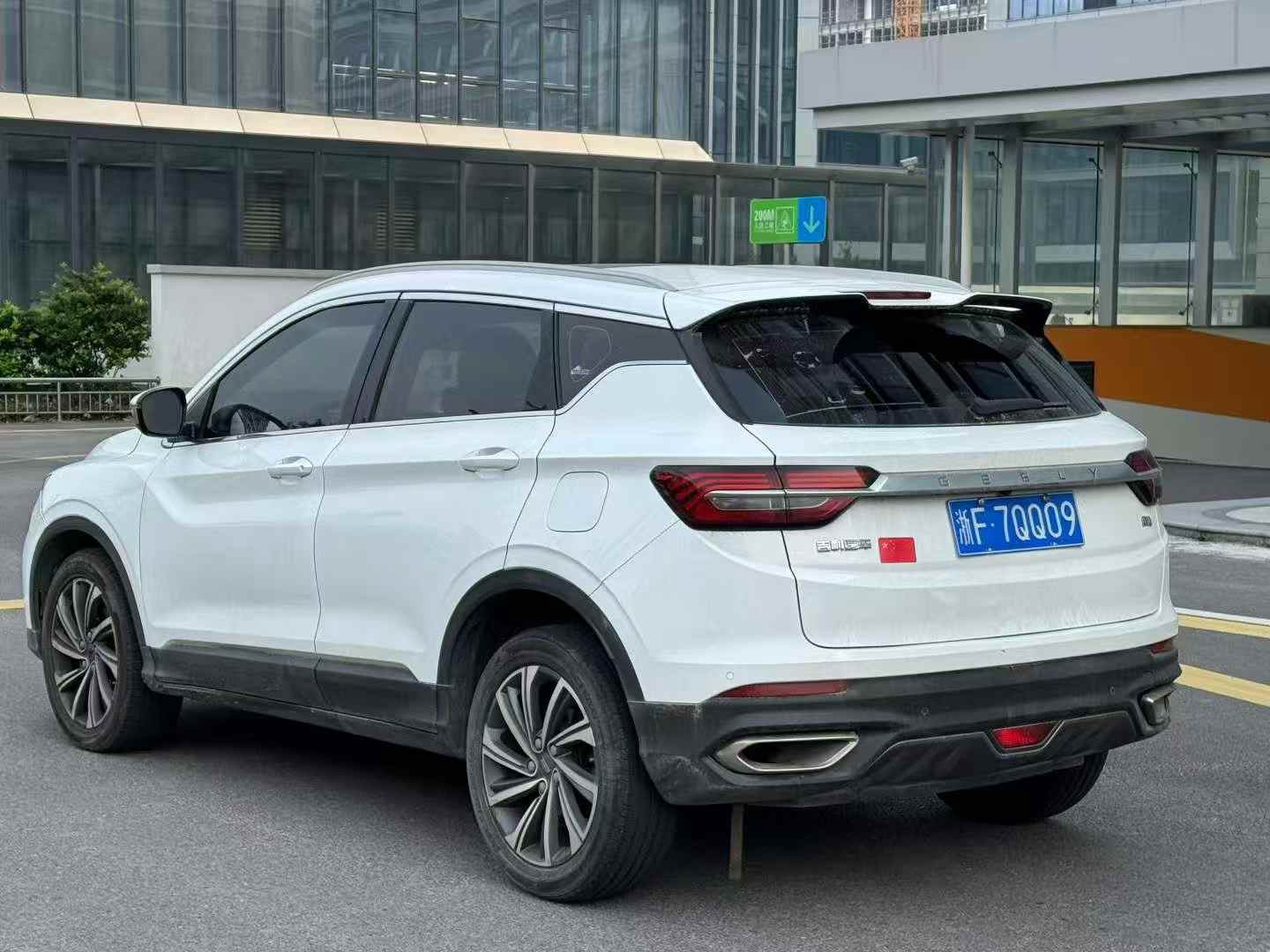 GEELY Coolray 2019 #7 GEELY Coolray 2019 car image #7