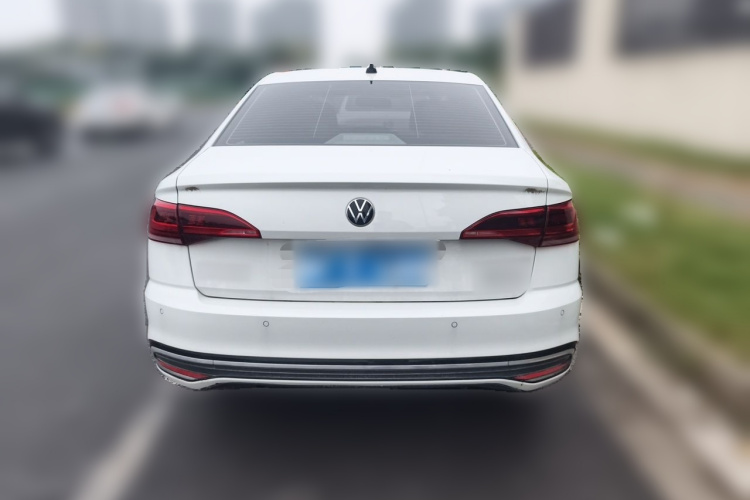 Volkswagen Bora 2023 car image #4