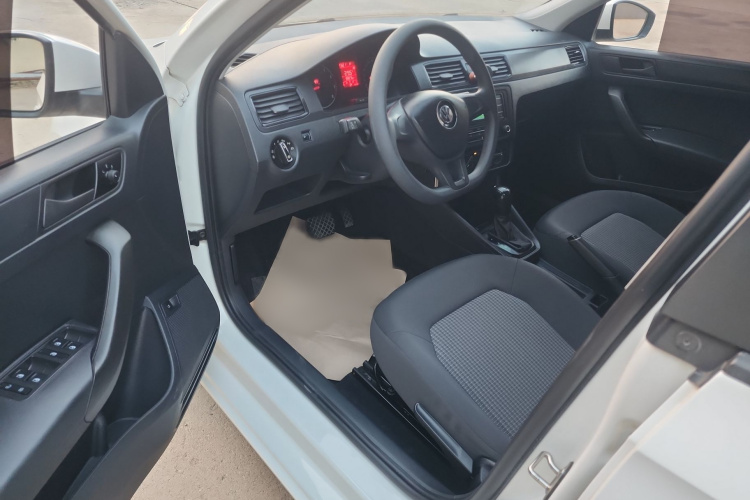 Volkswagen Santana 2019 #9 Volkswagen Santana 2019 car image #9