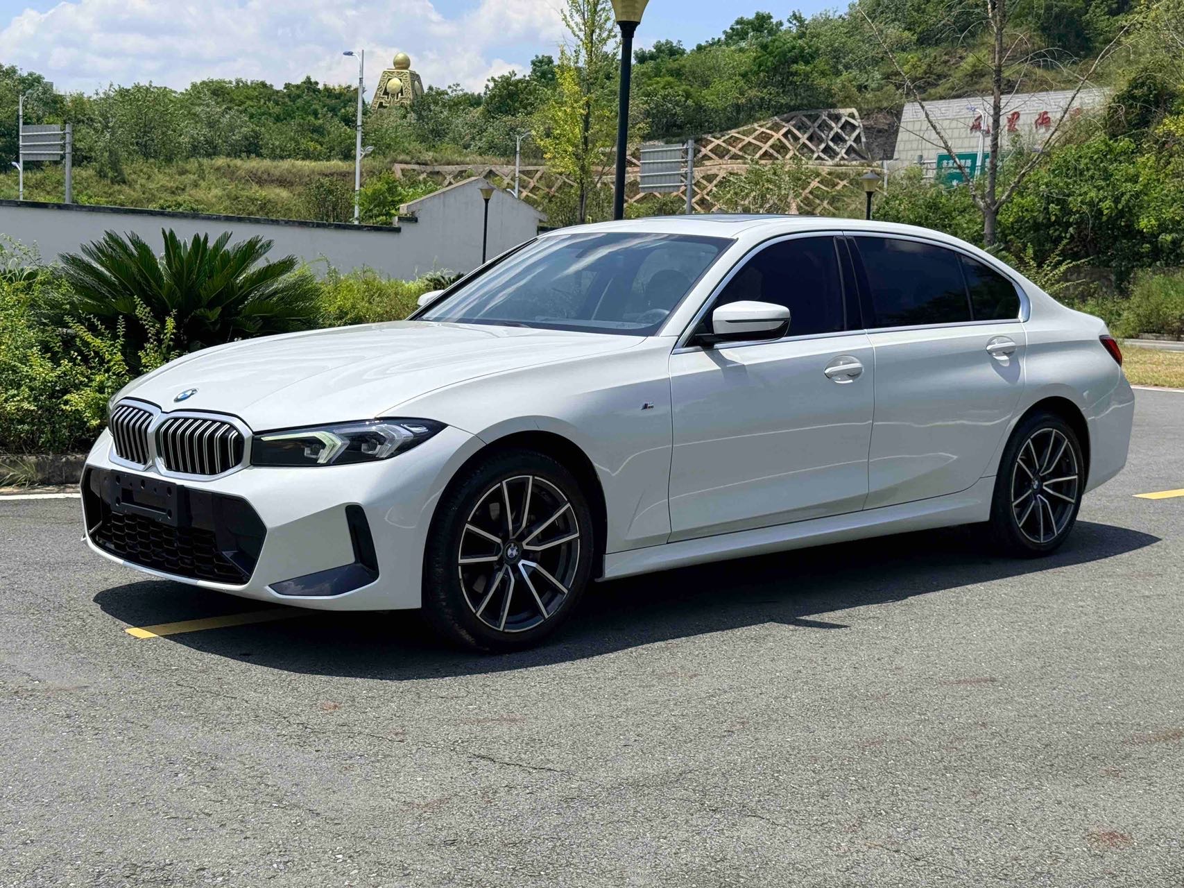 BMW 3 Series 2024 imagem de carro 