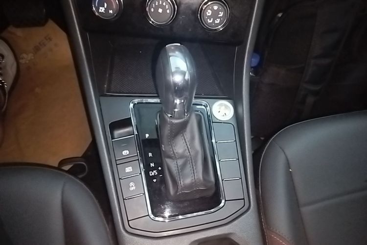 Volkswagen Bora 2020 car image #14