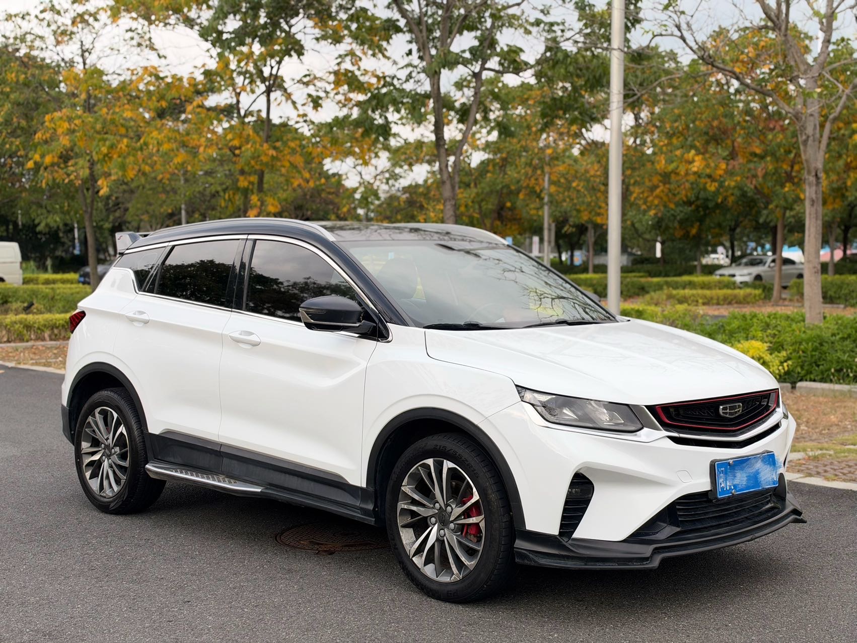 GEELY Coolray 2019 car image #4