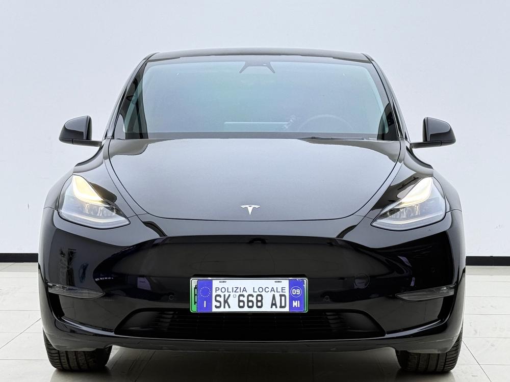 Tesla Model Y 2021 #2 Tesla Model Y 2021 car image #2