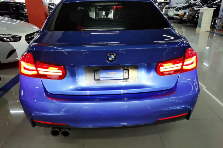 BMW 3 Series 2019 #6 BMW 3 Series 2019 car image #6
