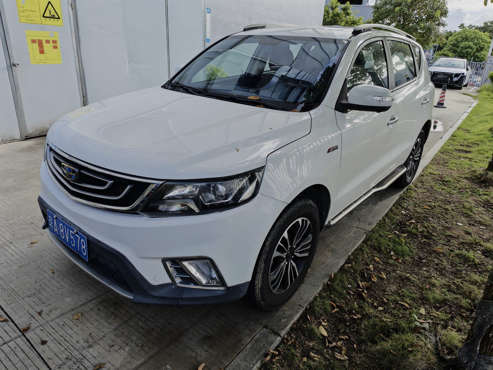 GEELY Vision X6 2016 car image 