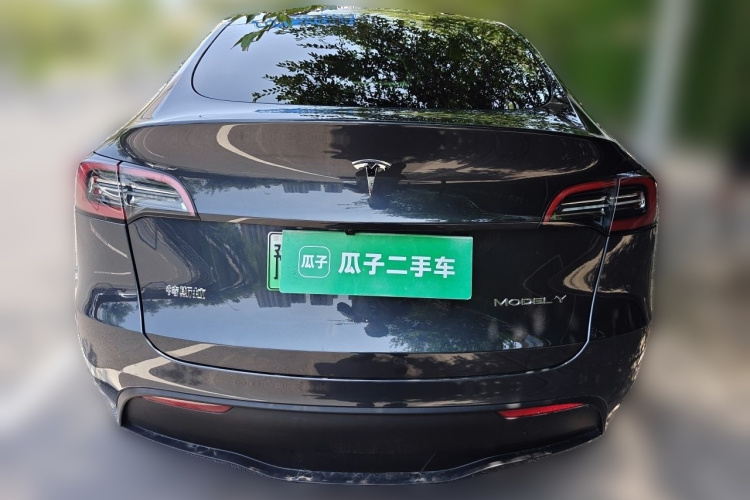 Tesla Model Y 2024 #6 Tesla Model Y 2024 immagine di auto #6