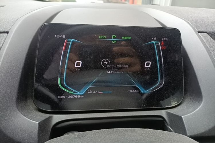 BYD Yuan New Energy 2019 car image #12