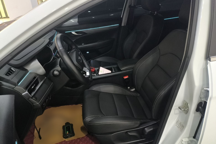 GEELY Emgrand 2021 car image #15