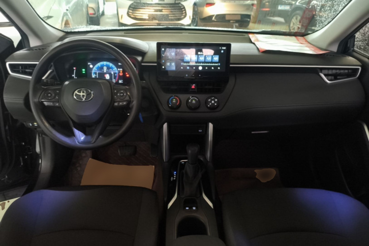 Toyota Corolla Cross 2023 #10 Toyota Corolla Cross 2023 car image #10