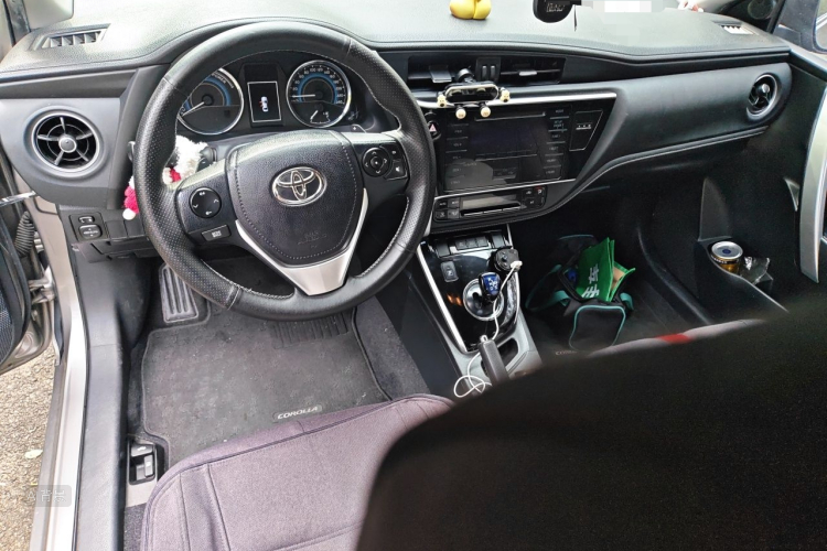 Toyota Corolla 2018 #11 Toyota Corolla 2018 car image #11