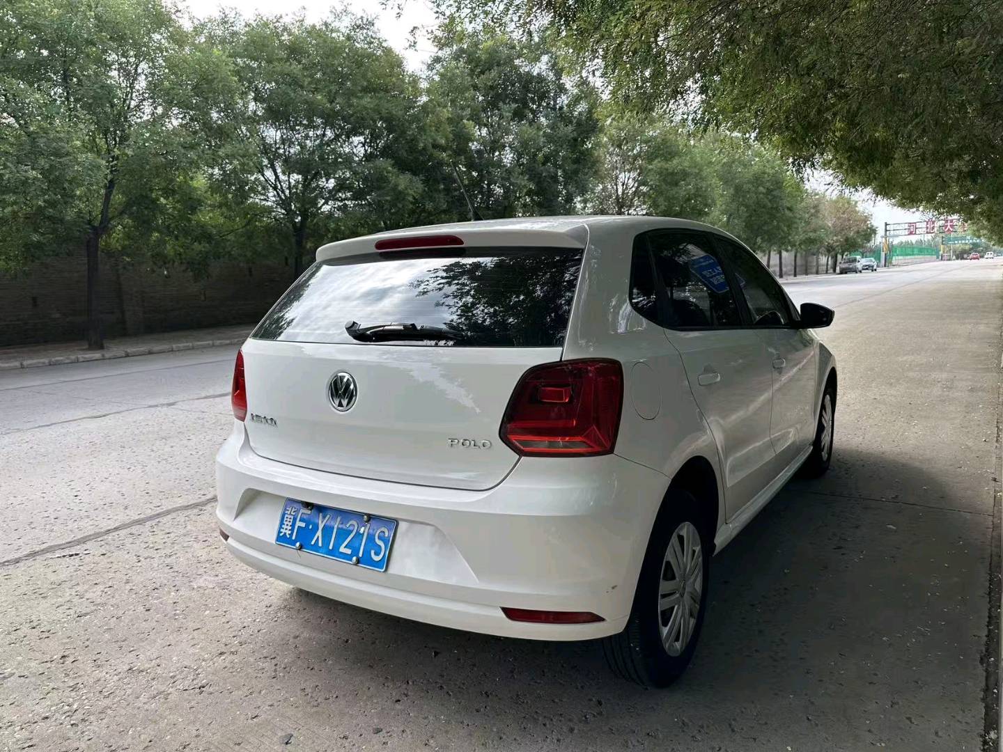 Volkswagen Polo 2016 #12 Volkswagen Polo 2016 car image #12