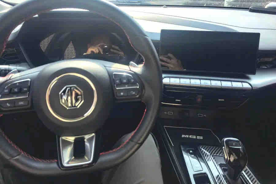 MG 5 2021 imagen de coche #5
