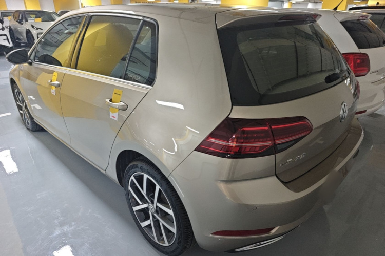 Volkswagen Golf 2019 #5 Volkswagen Golf 2019 car image #5