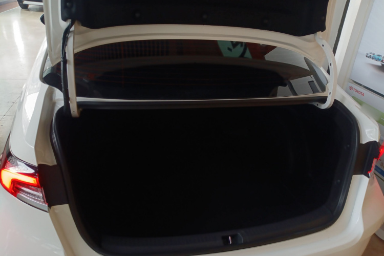 Toyota Corolla 2022 car image #19