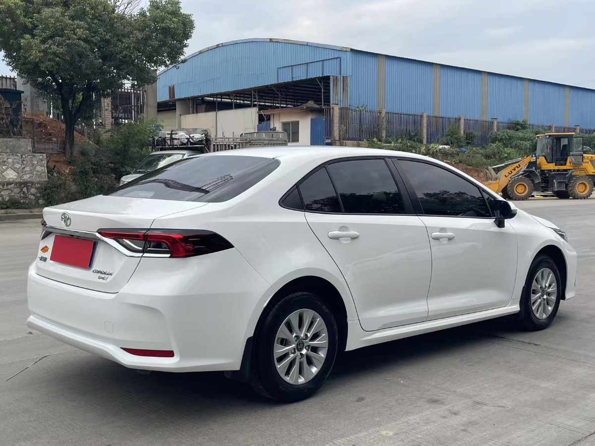 Toyota Corolla 2026 car image #9