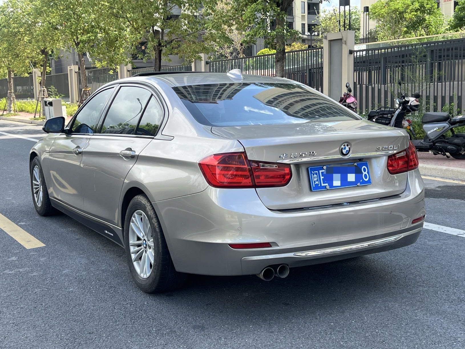 BMW 3 Series 2013 #9 BMW 3 Series 2013 car image #9