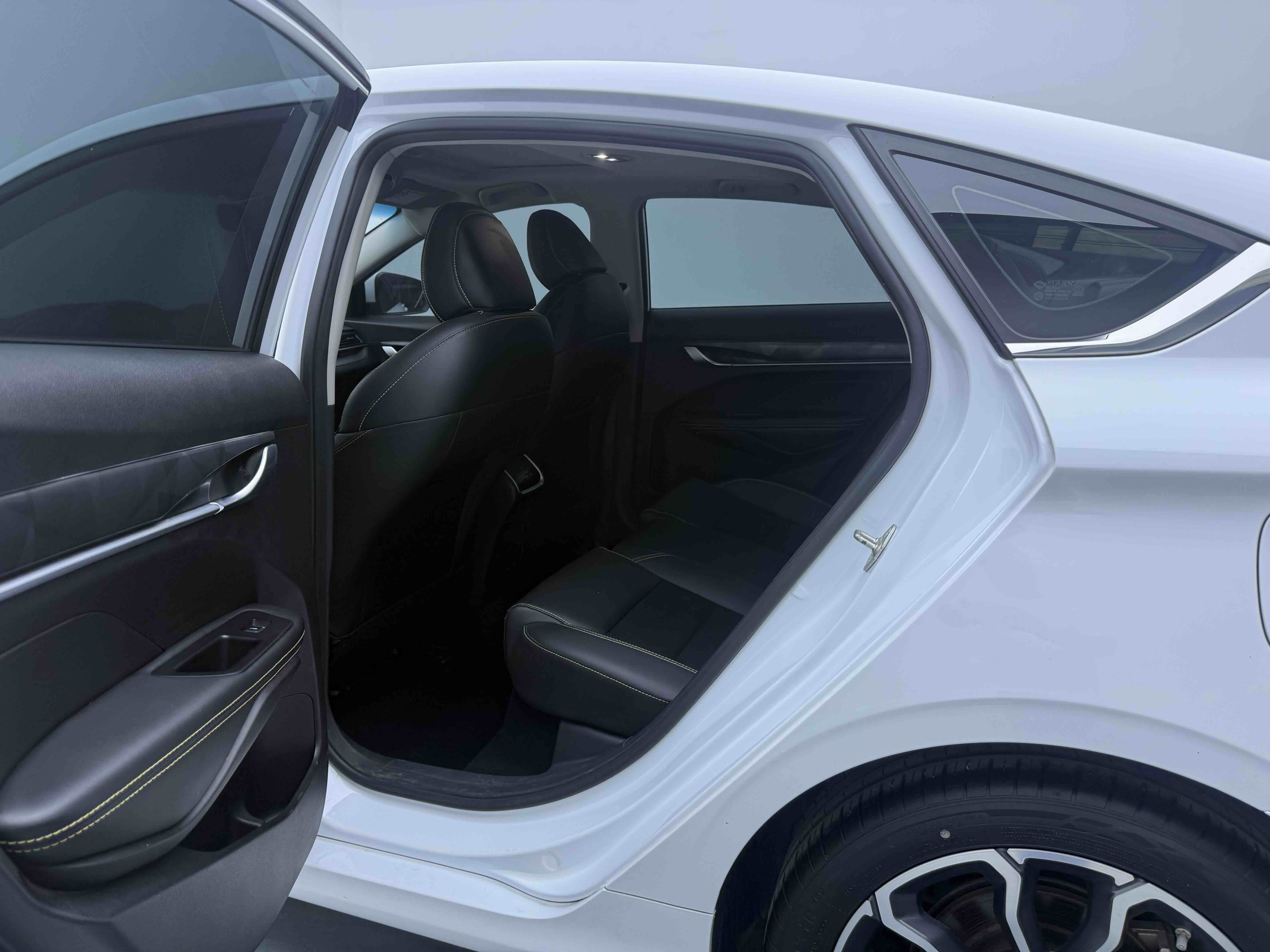 GEELY Binray 2022 #7 GEELY Binray 2022 car image #7