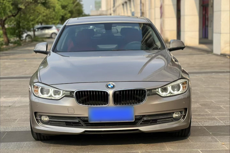 BMW 3 Series 2015 #3 BMW 3 Series 2015 car image #3
