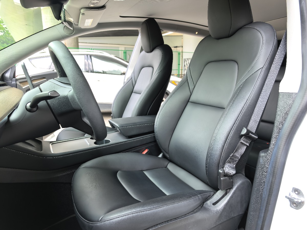 Tesla Model Y 2022 #5 Tesla Model Y 2022 car image #5