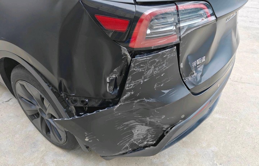 Tesla Model Y 2023 car image #7