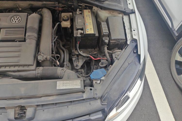 Volkswagen Golf 2016 car image #25