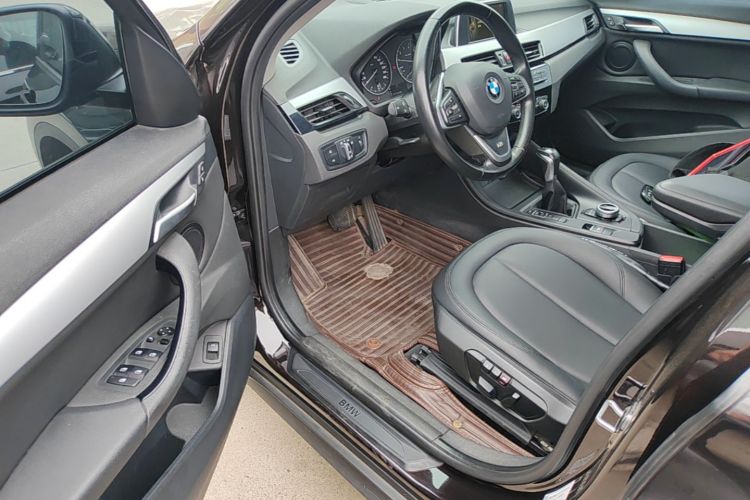 BMW X1 2017 car image #16