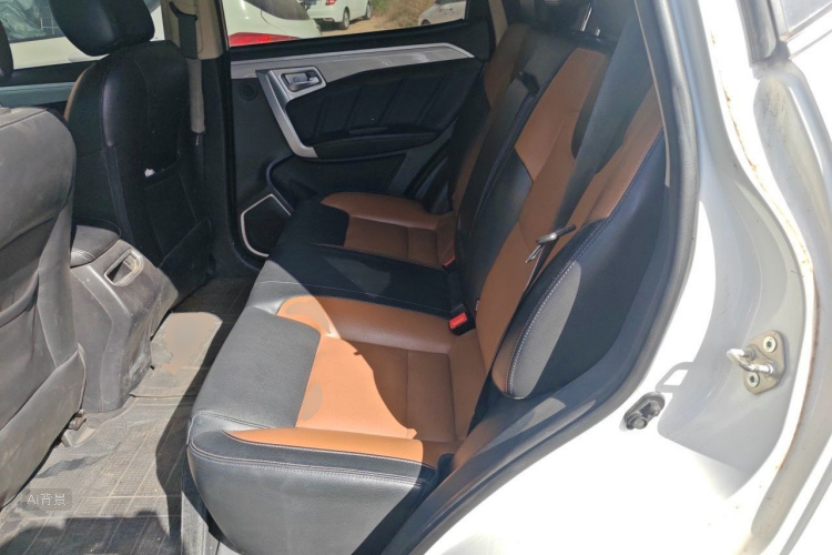 GEELY Vision X6 2016 immagine di auto #19