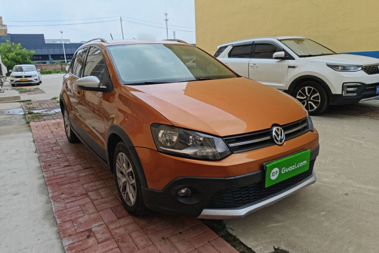 Volkswagen Polo 2016 car image #4