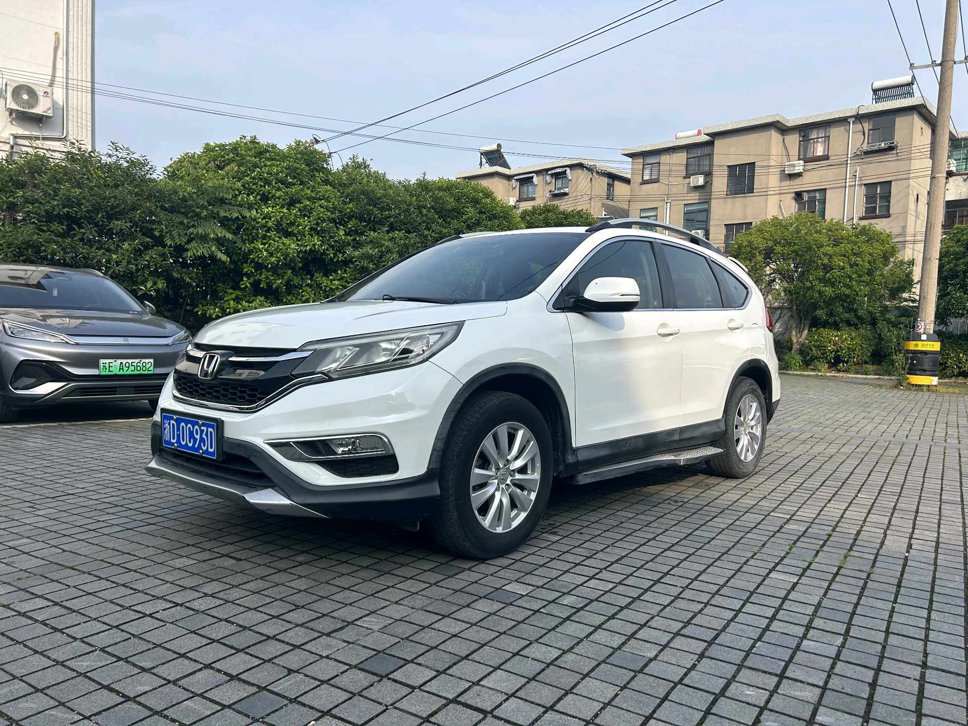 Honda CR-V 2016 Honda CR-V 2016 car image