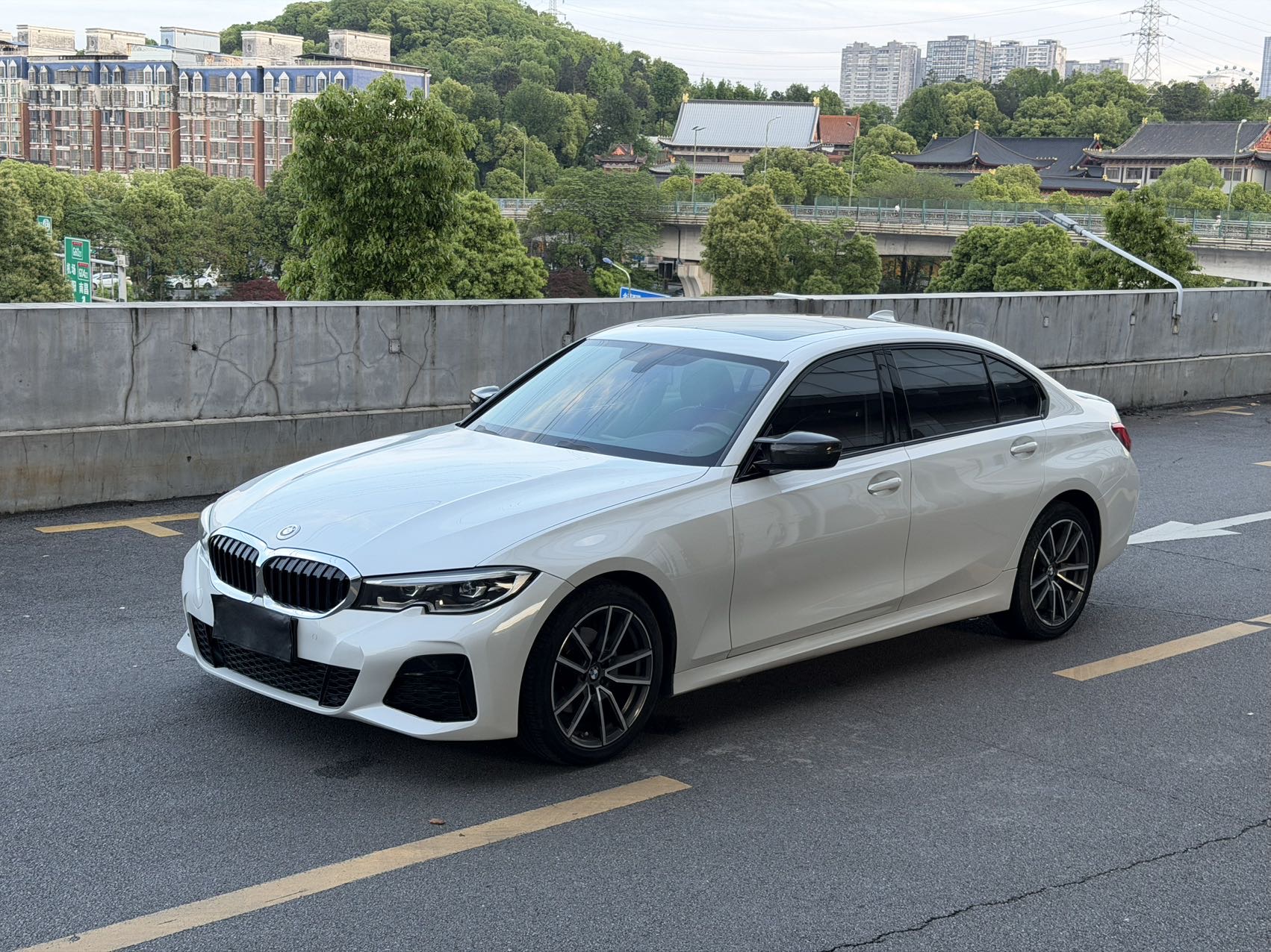 BMW 3 Series 2020 car image 