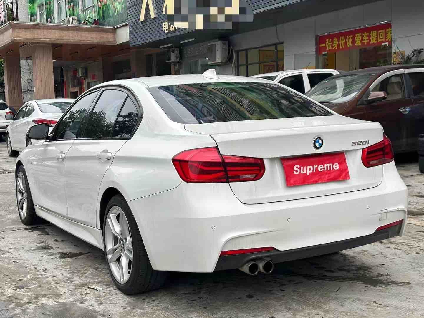 BMW 3 Series 2017 #8 BMW 3 Series 2017 car image #8