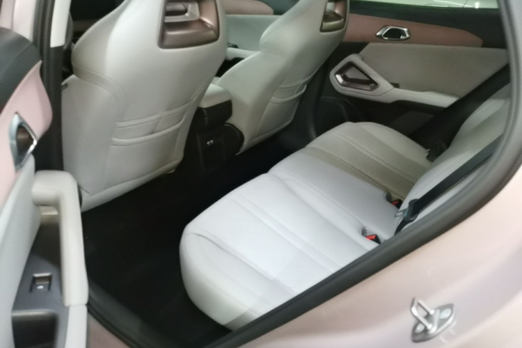 BYD YuanUP 2024 #17 BYD YuanUP 2024 car image #17