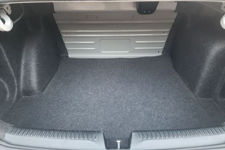 Volkswagen Santana 2019 #24 Volkswagen Santana 2019 car image #24