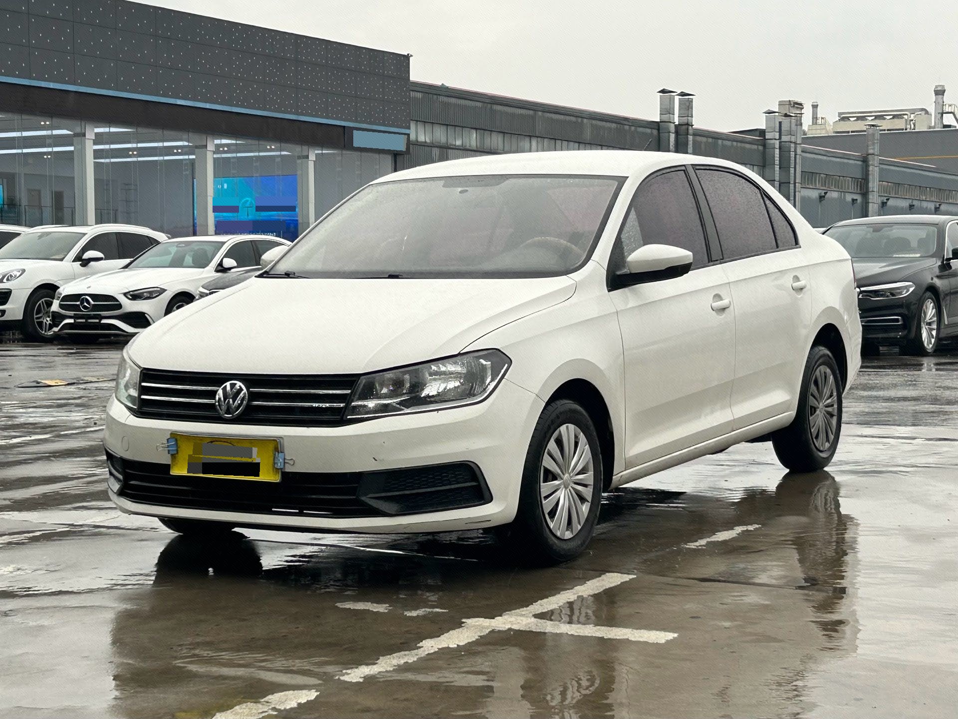 Volkswagen Santana 2019 car image 
