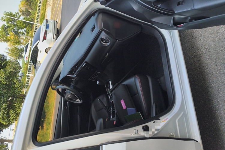 Toyota Corolla 2019 #21 Toyota Corolla 2019 car image #21