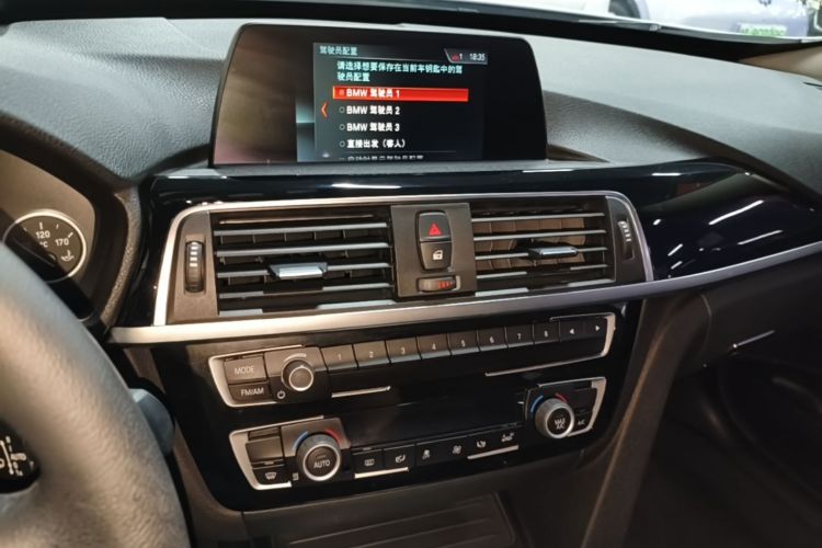 BMW 3 Series GT 2019 car image #13