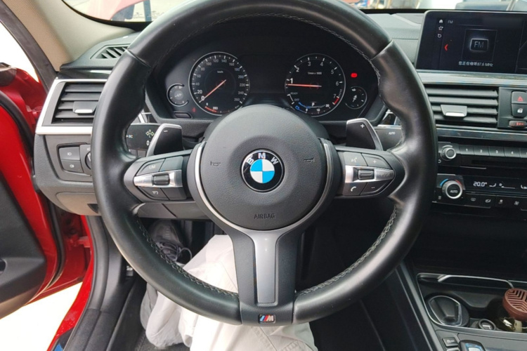 BMW 3 Series 2018 #11 BMW 3 Series 2018 car image #11