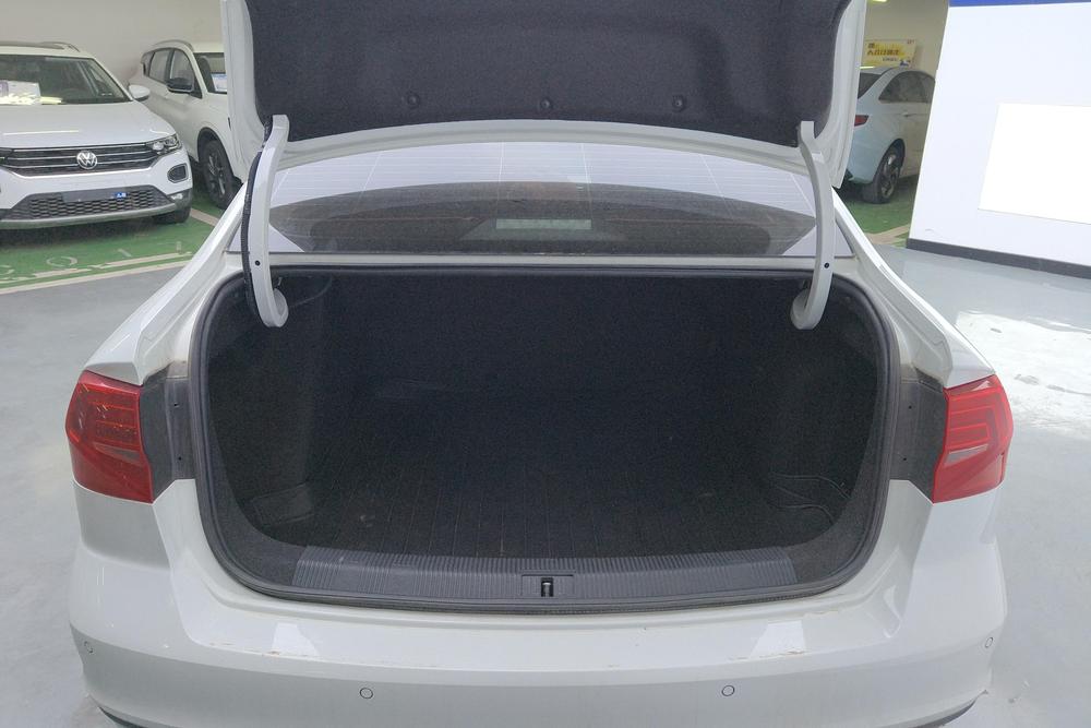 Volkswagen Bora 2019 #16 Volkswagen Bora 2019 car image #16