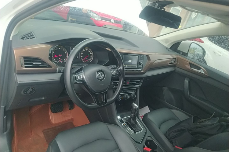 Volkswagen Tharu 2019 #10 Volkswagen Tharu 2019 car image #10