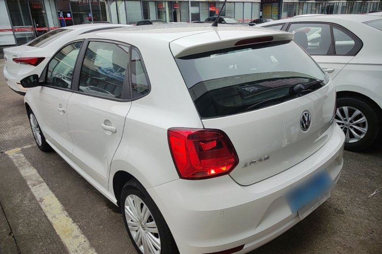 Volkswagen Polo 2017 #5 Volkswagen Polo 2017 car image #5